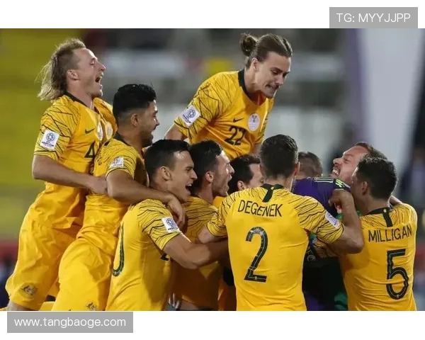 中国男足奋力逆转韩国队全场鏖战九十分钟挺进亚洲杯四强 中国男足奋力逆转韩国队全场鏖战九十分钟挺进亚洲杯四强