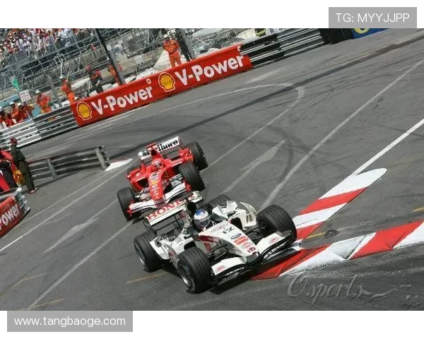 F1赛季激战正酣 车手争夺白热化 技术革新与赛事战术再成焦点 F1赛季激战正酣 车手争夺白热化 技术革新与赛事战术再成焦点