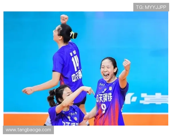 中国女排逆袭成功力克强敌，卫冕之路稳步推进