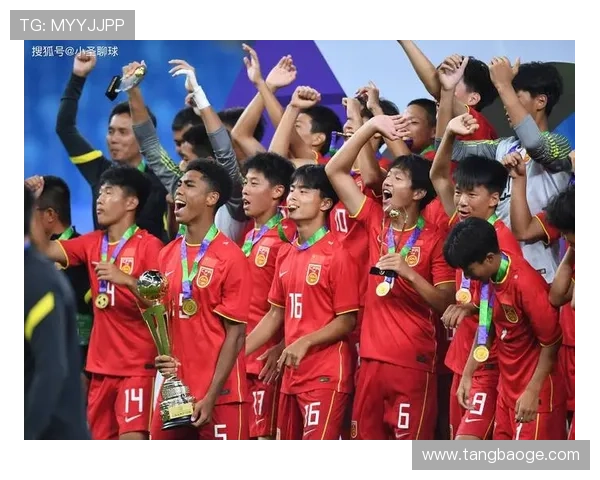 国足主场逆转取胜全场沸腾年轻球员爆发点燃世界杯晋级希望