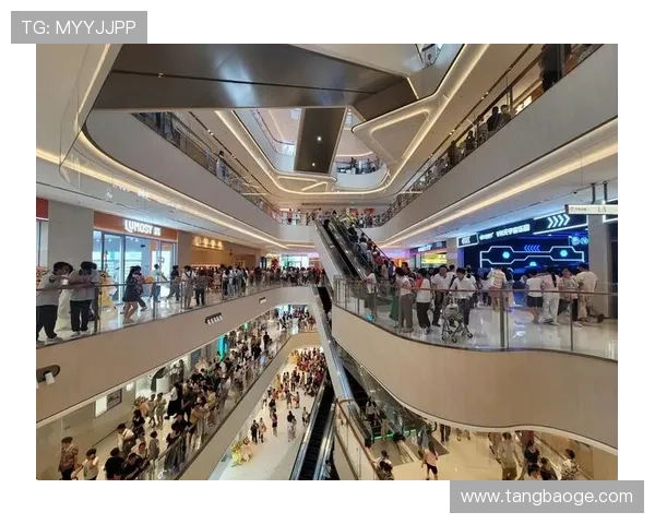 布拉德福德俱乐部再掀热潮球队新援亮相引发球迷高度期待