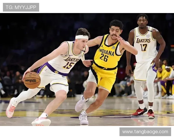 湖人双星合力击退勇士 新赛季球队化学反应显著令人期待