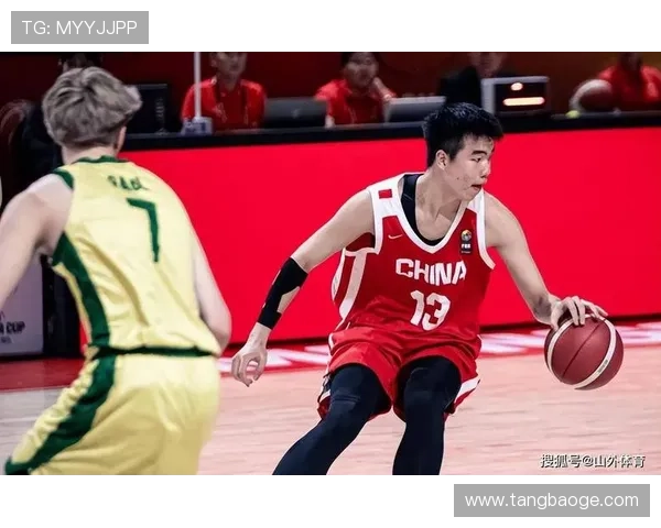 中国男篮新战术亮相亚锦赛 备战之路注重团队协作与防守强化