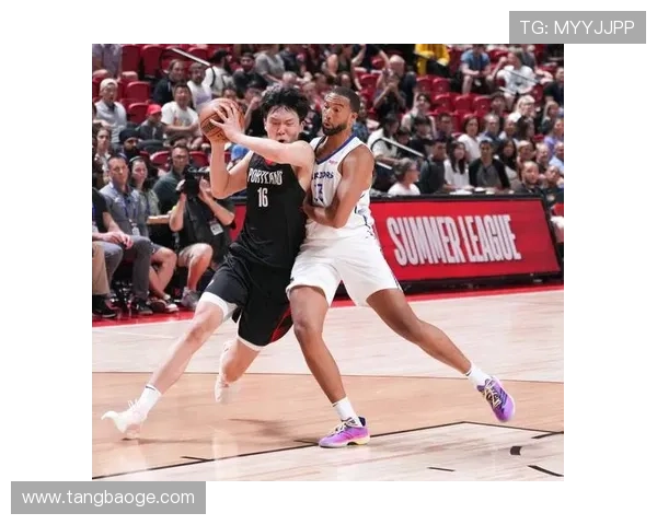 围绕NBA开拓者探讨球队重建方向与未来战术演变趋势深度分析前景