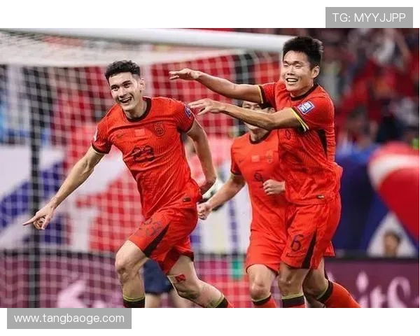 国足世预赛迎关键战年轻球员崛起引发球迷热议关注主帅战术调整焦点